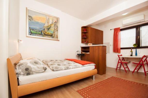 Centar 1 Private Room With Ensuite And Kitchenette Split Ngoại thất bức ảnh